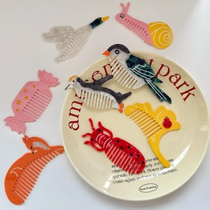 Cute Cartoon Animal Acetate Hair Comb Portable Pocket Size Hair Brush Bird Snail Fox Pattern Marble Styling Tool For Women Kids