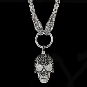 Gothic Totenkopf-Halskette mit schwarzen Strasssteinen und Doppeldrachenkopf-Stahlkette