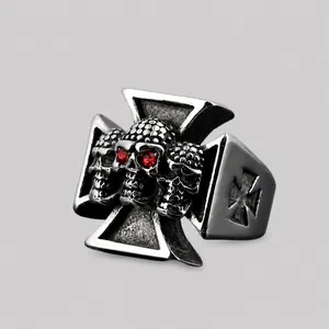 Gothic Punk Titanium Steel Skull Ring Men Vintage Iron Cross Biker Ring With Red Zirconia Eyes Retro Jewelry Gift