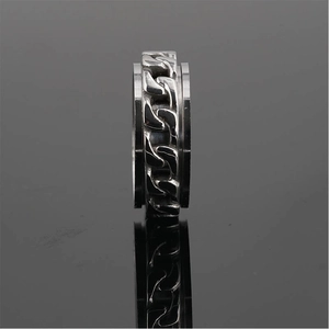 Polished stainless steel spinner ring with rotatable Cuban chain in punk rock style