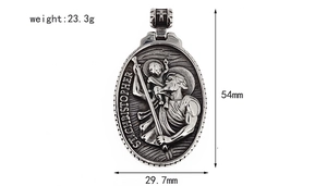 Detailed view of St. Christopher oval pendant with dimensions 54mm x 29.7mm and weight