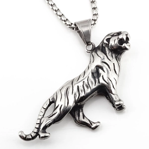 Retro Punk Titanium Steel Tiger Pendant Necklace For Men Vintage Distressed Animal Tiger Head Charm Pendant Box Chain Jewelry Gift