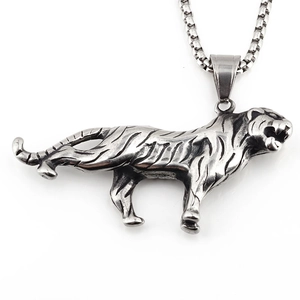 Punk style retro stainless steel tiger pendant necklace with detailed animal textures