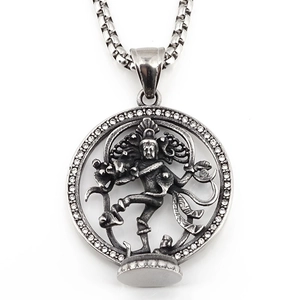 Vintage Medusa pendant necklace in stainless steel with crystal inlaid round frame for men