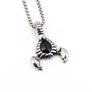 Retro Punk Scorpion Pendant Necklace For Men Titanium Steel Gothic Jewelry Black Stone Pendant With Box Chain