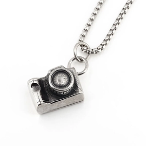 Retro hip-hop mini camera pendant necklace in antique silver finish for men and women