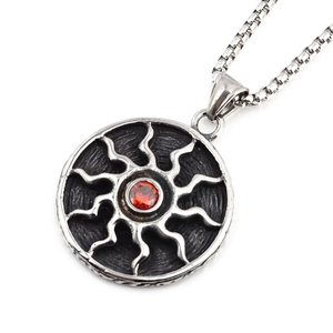 Collier pendentif soleil vintage avec zircon rouge et chaîne maille vénitienne en acier