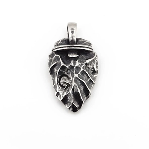 Collar de Pendiente de Punta de Flecha de Acero de Titanio Vintage con Letra G Textura de Roca Cadena Box para Hombre Joyería Hip Hop