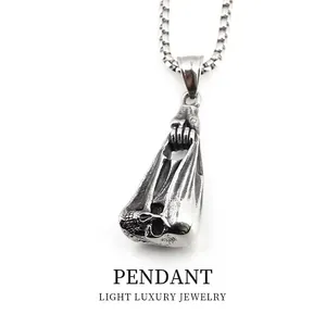 Collier Pendentif Main de Crâne Hip Hop Vintage Hommes Acier Inoxydable Vieilli Bijoux Gothiques Punk Streetwear Cadeau