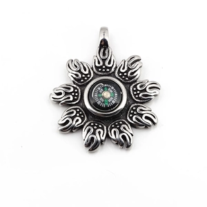 Retro stainless steel compass pendant necklace with vintage sunburst design