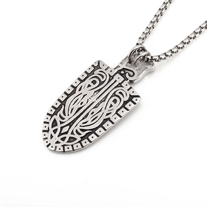 Vintage hip hop pharaoh pendant with cubic zirconia on a square box chain necklace