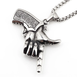 Collier vintage en acier inoxydable avec pendentif pistolet à doigt et chaîne vénitienne