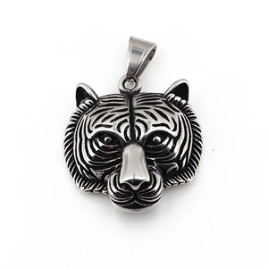 Collana con pendente a testa di tigre retrò in acciaio inossidabile argento vintage