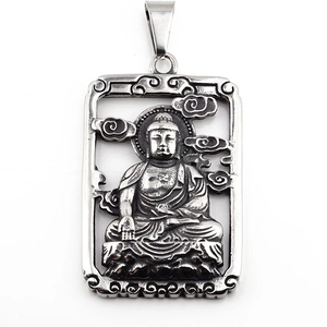 Retro Edelstahl Buddha Anhänger Halskette mit traditionellem chinesischem Wolkenmuster
