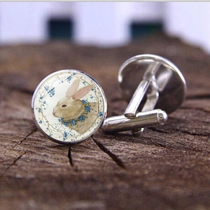 Vintage Easter Rabbit Floral Glass Cufflinks For Men Retro Alloy French Suit Shirt Accessories Business Jewelry Gift