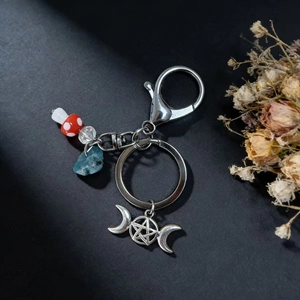 Vintage Natural Crystal Stone Keychain Mystical Sun Moon Tree Of Life Snake Pendant Metal Keyring Women Bag Hanging Charm