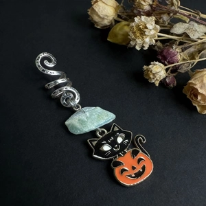 Natural crystal dreadlock accessory with Halloween black cat and pumpkin charm