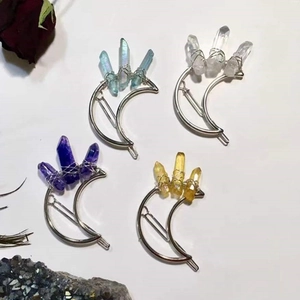 Handmade Bohemian Moon Hair Clip Natural Crystal Moon Shape Alloy Crescent Hairpin Vintage Forest Style Hair Accessory Women