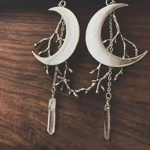 Natural Crystal Crescent Moon Dangle Earrings Antique Silver Alloy Branch Jewelry For Women Bohemian Gothic Party Accessory