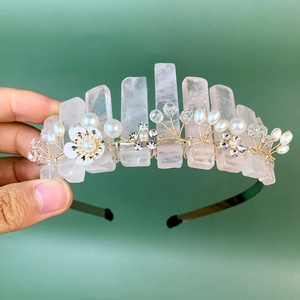 Serre-tête couronne en cristal rose fait main avec fleurs blanches et perles