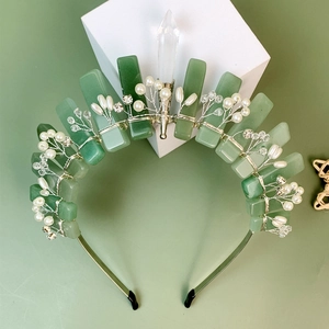 Bohemian Handmade Natural Green Aventurine Crystal Crown Headband For Women With Flower Rhinestone Artificial Pearl Wedding Party Jewelry