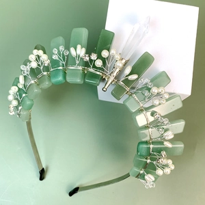 Green aventurine flower crown with crystal pillar for festival party hair accessory