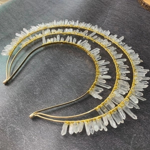 Three-piece set of natural white crystal headbands with gold wire wrap for parties