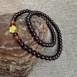 Natural Garnet Red Agate Beaded Bracelet Double Wrap Alloy Flower Pendant Bohemian Vintage Lucky Charm Women Jewelry