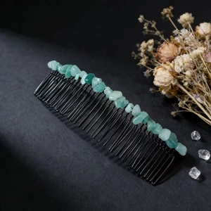 Peigne à Cheveux en Éclats de Cristal Naturel Fait Main Pierre Brute Accessoire Cheveux Bohème pour Mariage Quotidien Femmes