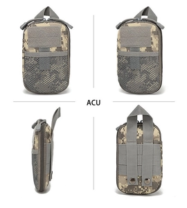 Detailansicht der taktischen EDC-Tasche mit ACU-Digital-Tarnung und MOLLE-System