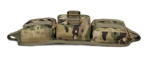 Detail van CP camo tactische heuptas met drie ritszakken en MOLLE-systeem riembanden