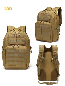 Drei Ansichten eines taktischen Rucksacks in Tan mit MOLLE-System und Polsterung