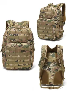 Dreiseitenansicht des taktischen Tarnrucksacks mit Vorderseite, Seite und Polsterrückensystem
