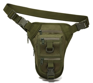Detail der strapazierfähigen taktischen Beintasche in Armeegrün mit mehreren Taschen