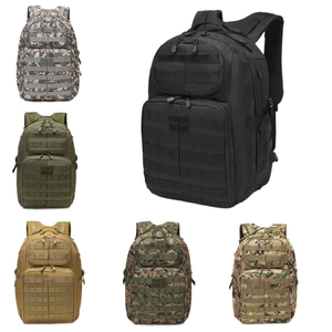 Taktischer 3P Outdoor-Rucksack in verschiedenen Tarnfarben mit MOLLE-System und vielen Fächern