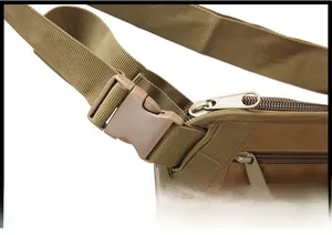 Details zu strapazierfähigem Nylongewebe und verstellbarer Kunststoffschnalle der Tasche