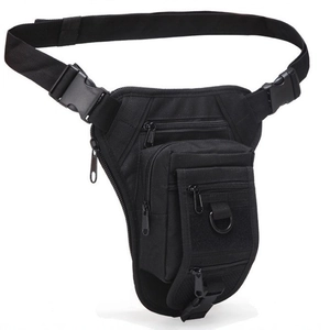 Wasserdichte taktische Beintasche in Schwarz aus Nylon mit verstellbaren Gurten und Taschen