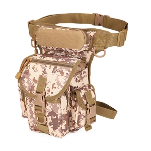 Detail der wasserdichten Camouflage-Taktikbeintasche mit verstellbaren Gurten und Schnallen