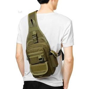 Armeegrüne taktische Sattel-Brusttasche aus wasserfestem Oxford-Stoff für Outdoor
