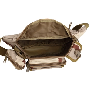 Vue détaillée du sac banane tactique camouflage désert montrant la poche principale ouverte