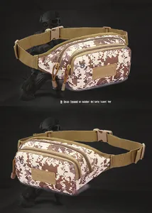 Détail du sac de taille tactique camouflage désert avec fermetures éclair multi-poches