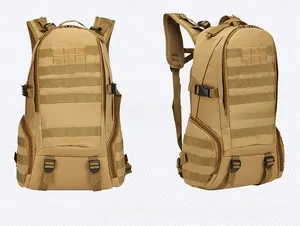 Vue avant et latérale du sac à dos tactique 35L kaki avec système MOLLE et bretelles rembourrées