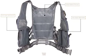 Ademend tactisch vest interieur met ritsvak van mesh en klittenbandsluiting
