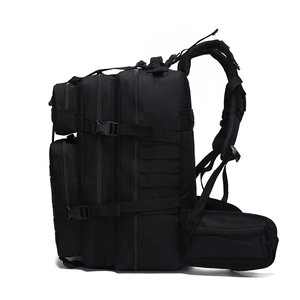 Schwarzer Taktischer 3D-Rucksack mit MOLLE-System und ergonomischem Design zum Wandern