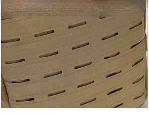 Détail du système MOLLE découpé au laser sur le sac à dos d'extérieur en nylon