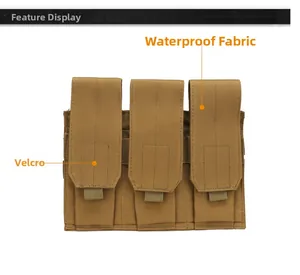 Détail du tissu en nylon imperméable et fermeture velcro sur la poche tactique triple