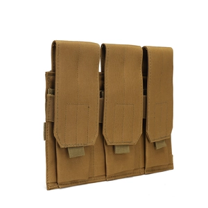 Pochette tactique triple pour chargeurs en nylon Coyote Brown avec système Molle