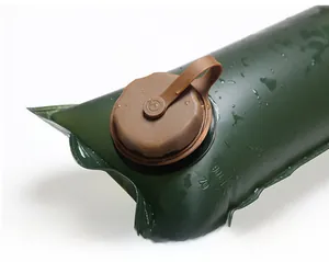 Close-up of the leak-proof brown screw cap and insurance ring on 3L TPU hydration bladder