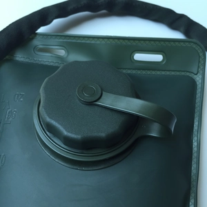 Army green 3L TPU hydration bladder with large screw cap and measurement scales