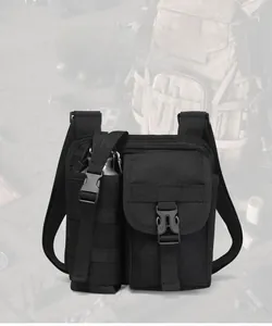 Sac de poitrine tactique noir en nylon oxford avec porte-bouteille et système MOLLE